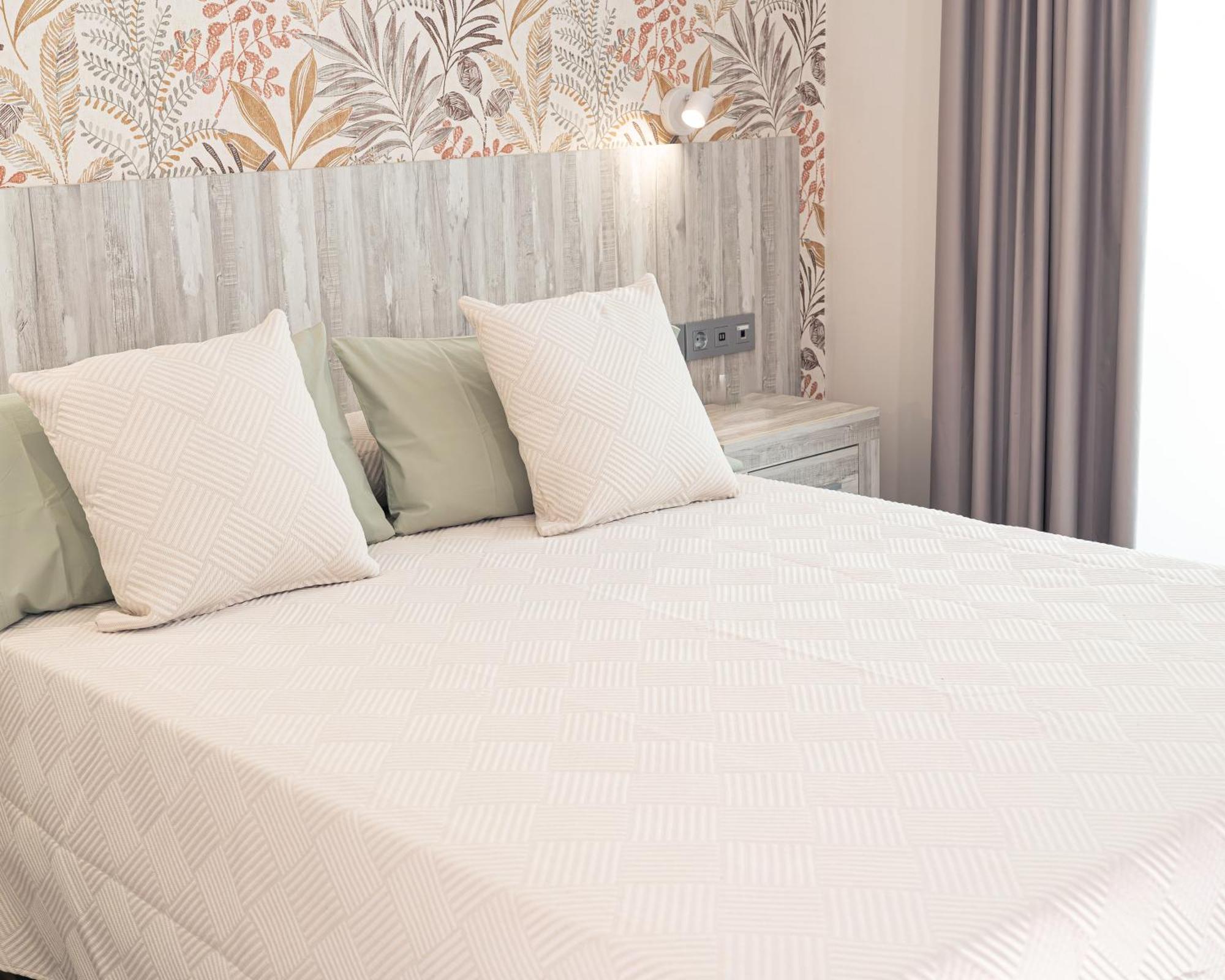 Hotel Boutique Aroma De Mar Chiclana de la Frontera Ngoại thất bức ảnh